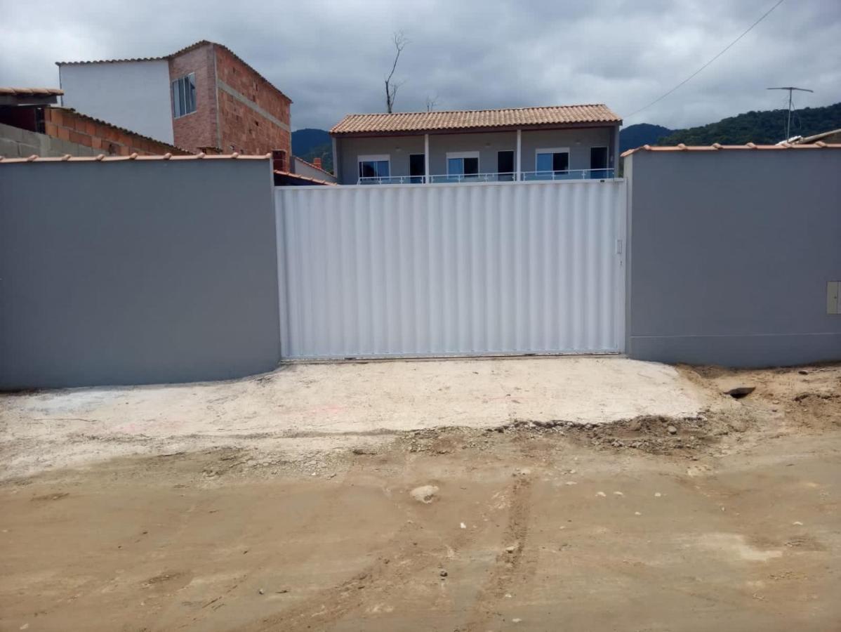 Casa Nova Com Piscina Proxima A Praia E Menos De 3Km Do Centro De أوباتوبا المظهر الخارجي الصورة
